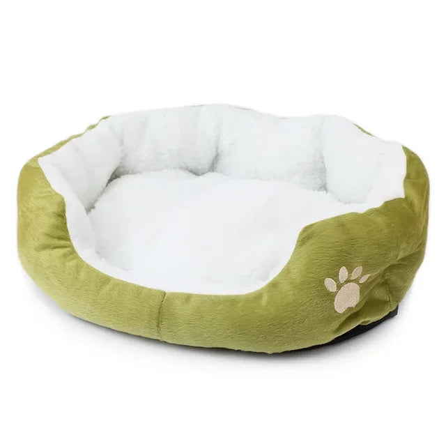 Niko's Lambswool Bed